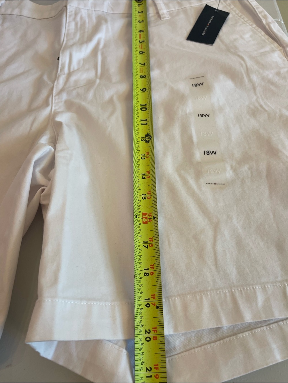 Tommy Hilfiger White Bermuda Shorts NWT Size 18W Coastal Preppy Summer Classic - Picture 12 of 13